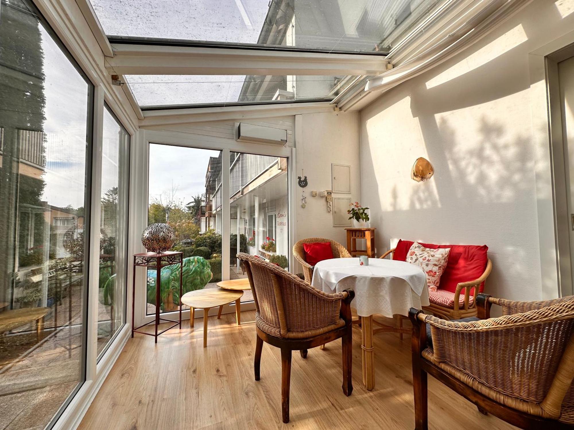 Pension Zum Loewen, Parkplatz, Fruehstueck, Wlan, Zentral Бад-Штебен Экстерьер фото