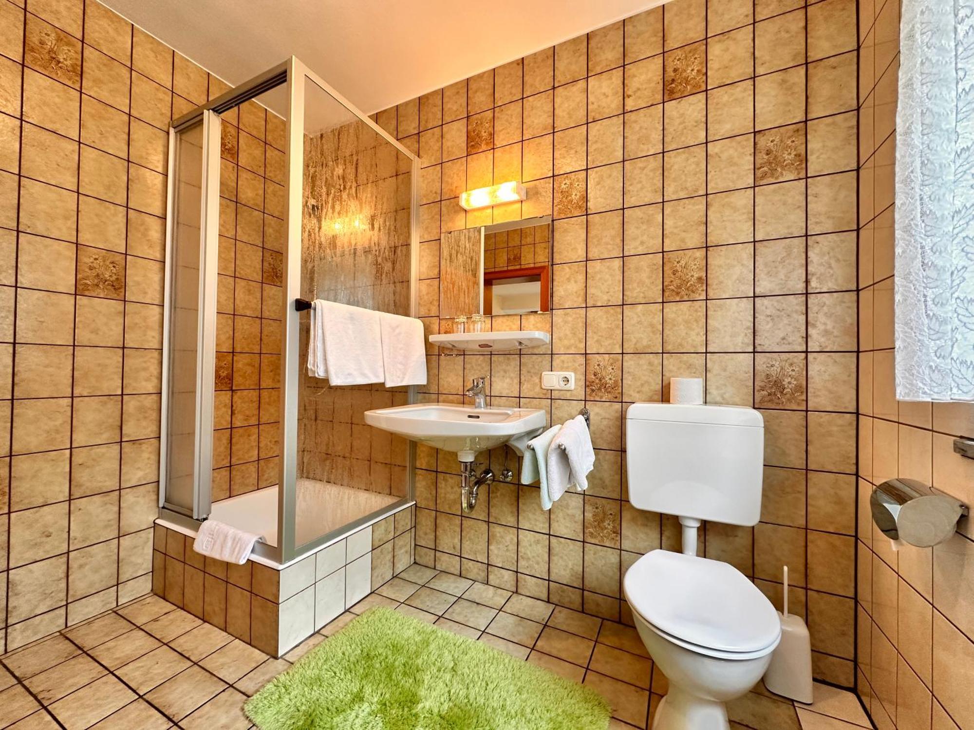 Pension Zum Loewen, Parkplatz, Fruehstueck, Wlan, Zentral Бад-Штебен Экстерьер фото