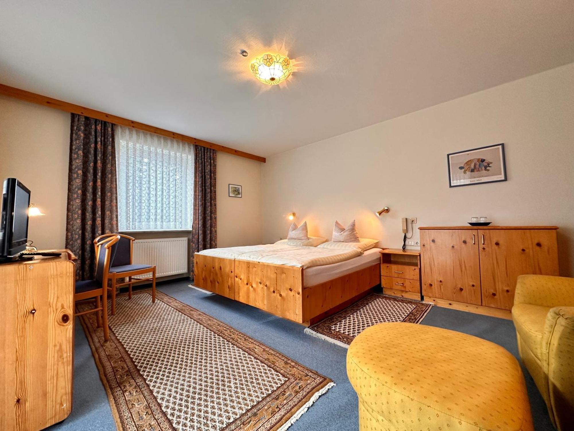 Pension Zum Loewen, Parkplatz, Fruehstueck, Wlan, Zentral Бад-Штебен Экстерьер фото