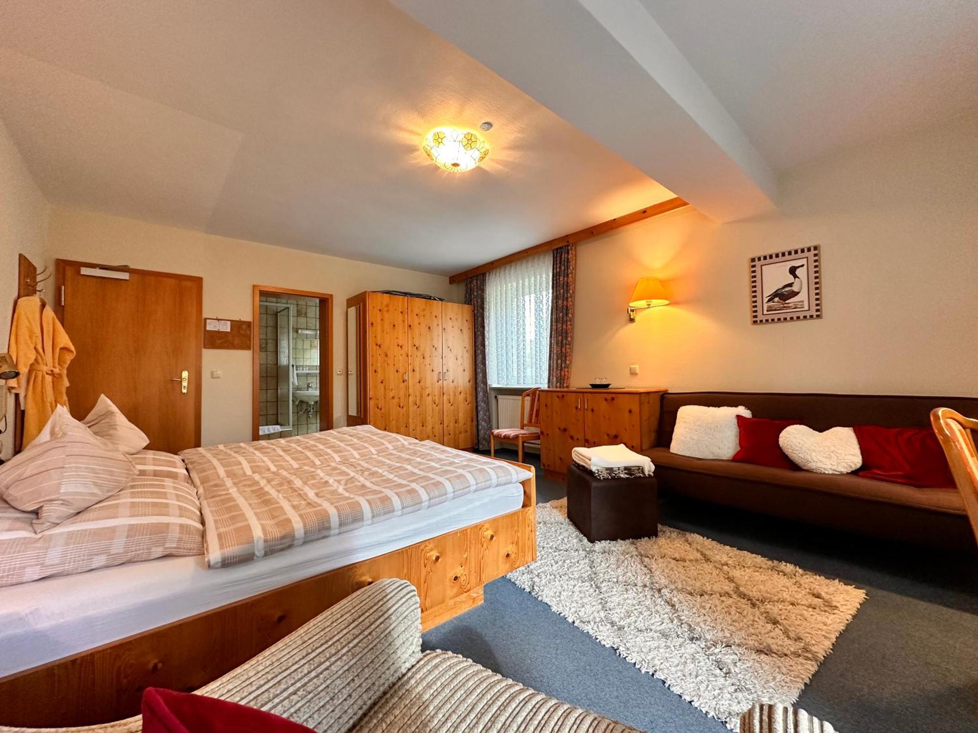Pension Zum Loewen, Parkplatz, Fruehstueck, Wlan, Zentral Бад-Штебен Экстерьер фото