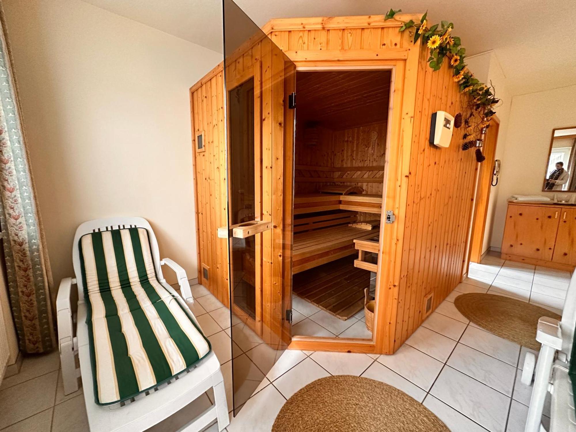 Pension Zum Loewen, Parkplatz, Fruehstueck, Wlan, Zentral Бад-Штебен Экстерьер фото
