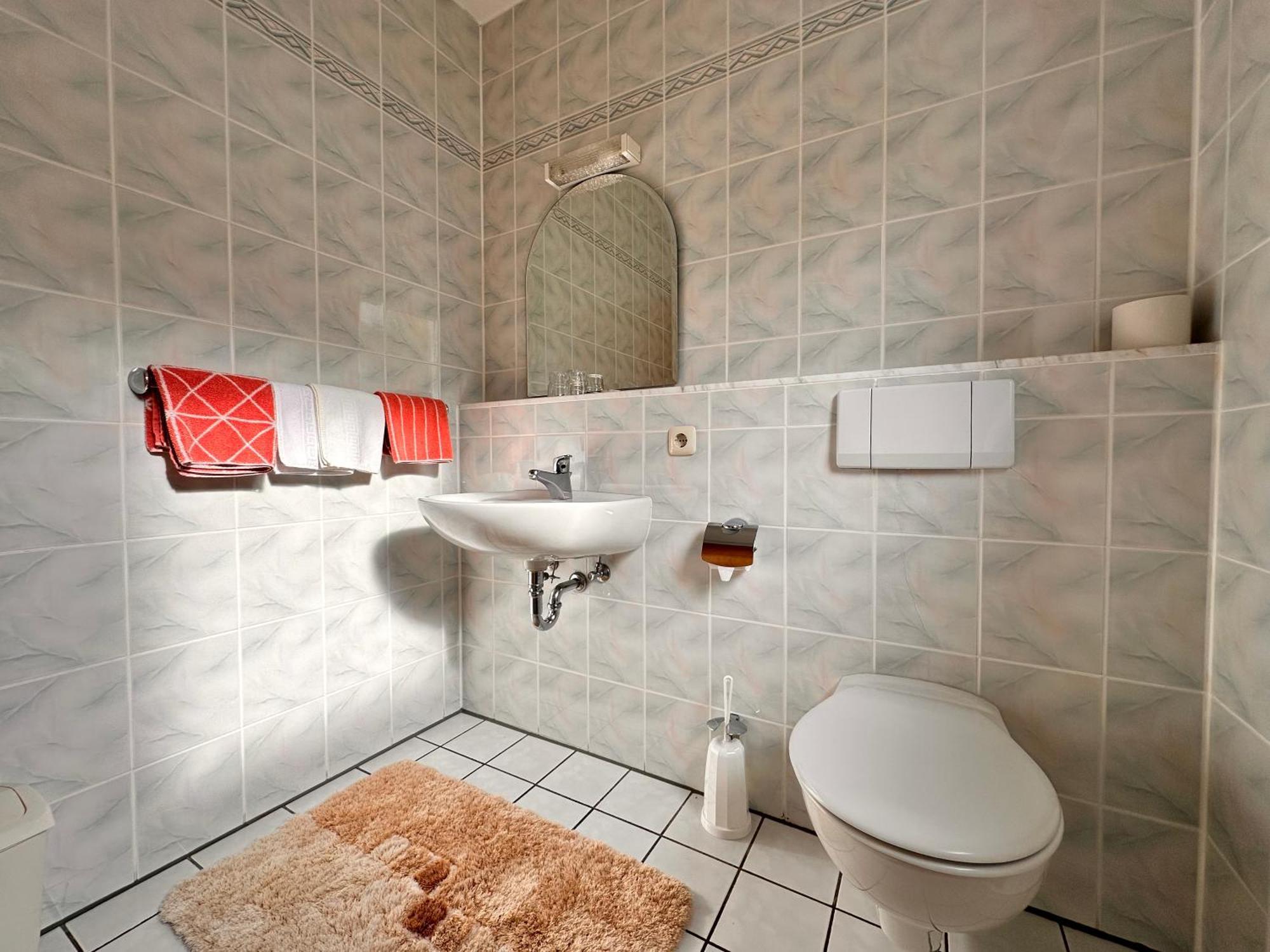 Pension Zum Loewen, Parkplatz, Fruehstueck, Wlan, Zentral Бад-Штебен Экстерьер фото