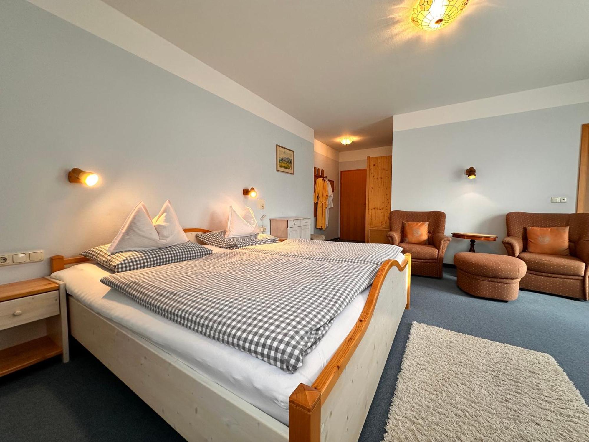 Pension Zum Loewen, Parkplatz, Fruehstueck, Wlan, Zentral Бад-Штебен Экстерьер фото